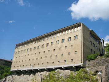 Biomedical Library