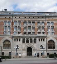  Undergraduate and Newspaper Library