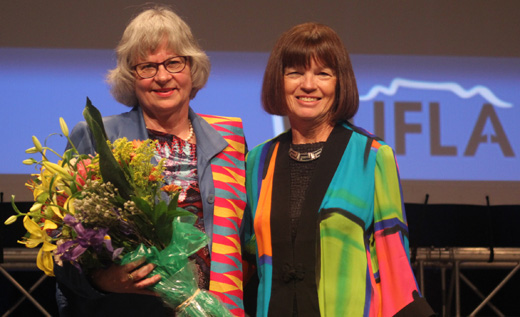 Jennefer Nicholson and IFLA President Donna Scheeder at IFLA WLIC 2015 in Cape Town