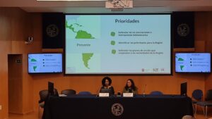 En la foto, de izquierda a derecha: Dra. Jeannette Lebrón Ramos (Puerto Rico) y Dra. Georgina A. Torres (México)